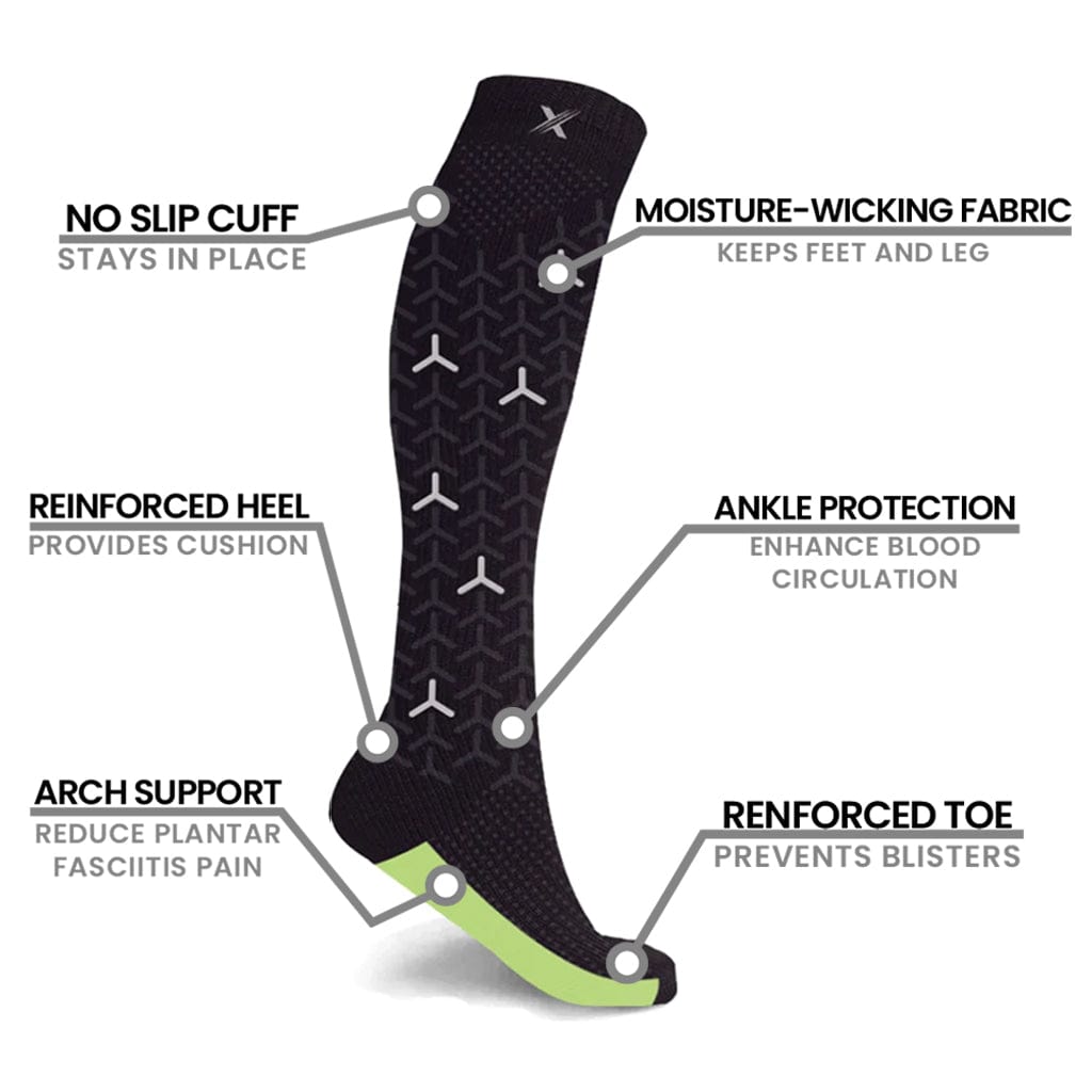Extreme Fit - RUN+ REFLECTIVE COMPRESSION SOCKS - KNEE-LENGTH